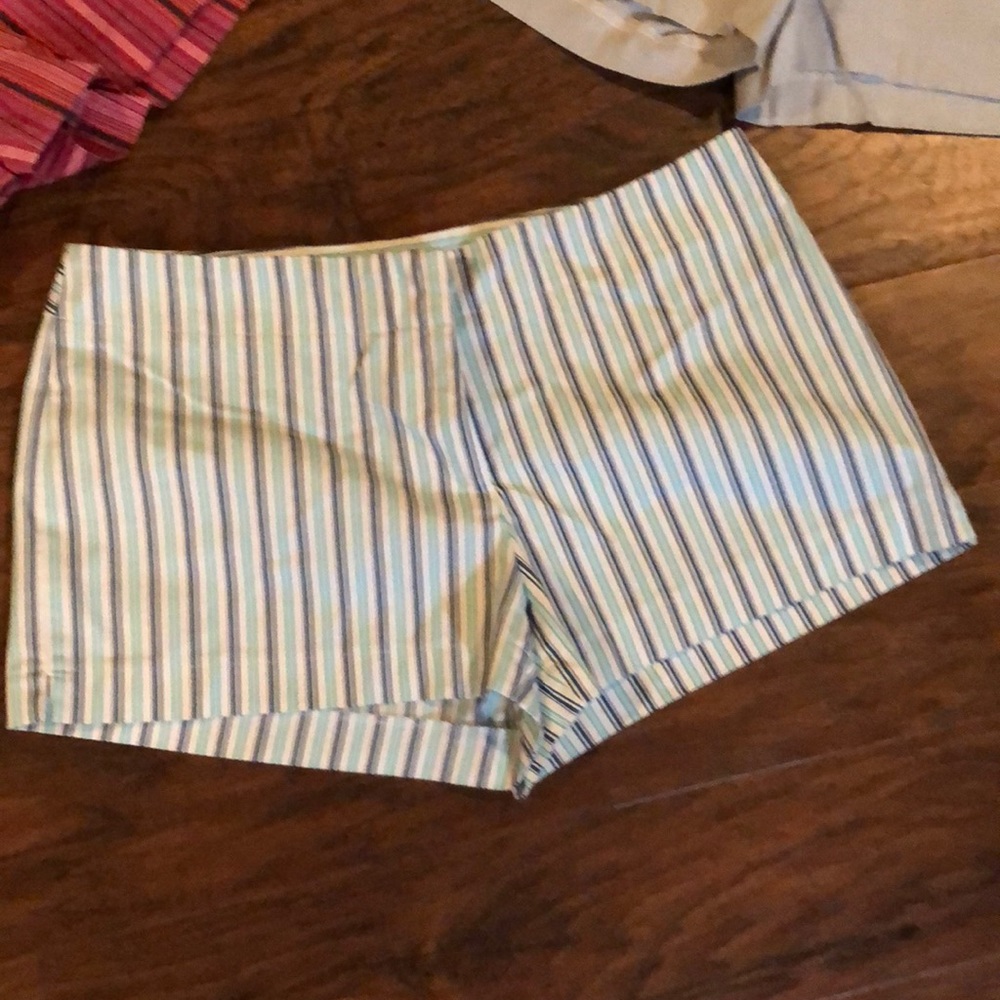 Express shorts bundle - Picture 4 of 8